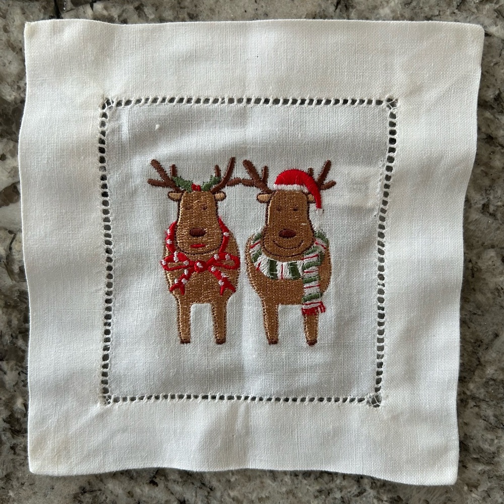 GUMP'S Vintage Hemstitched Cocktail Napkins Set of 6 Embroidered Reindeer NIB